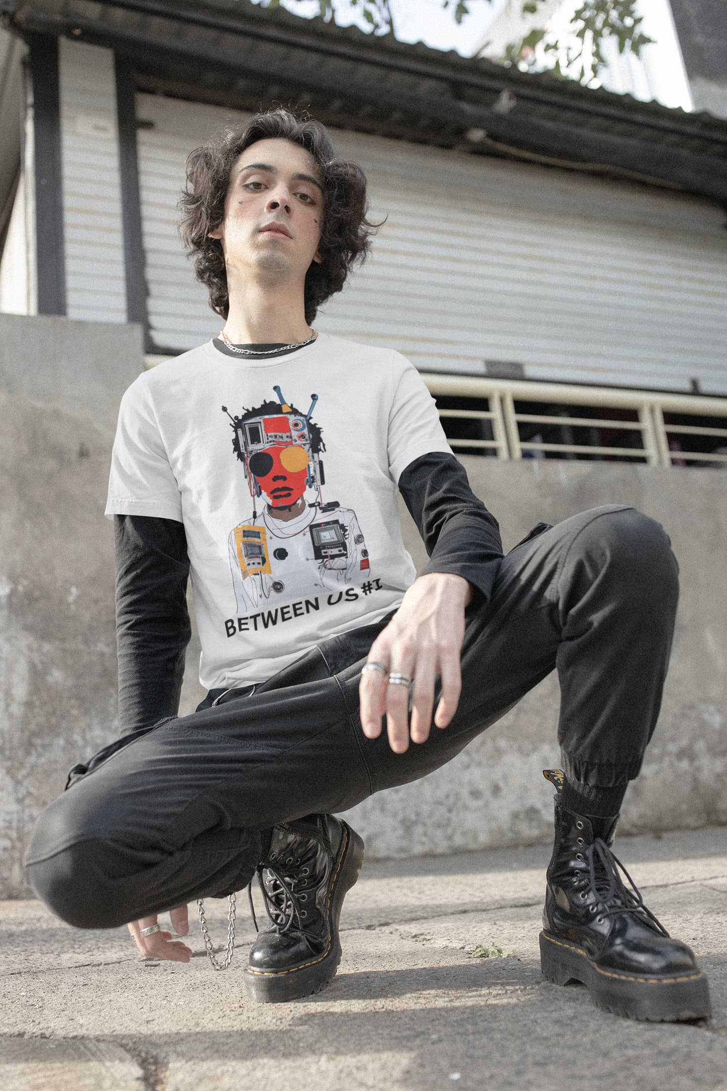 Between Us #1 white robot tee, graphic design